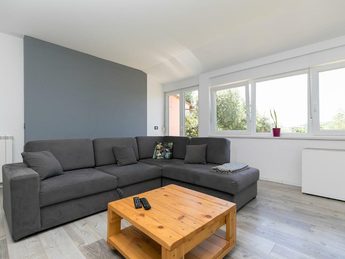 Oliver Art Apartment 포레치 외부 사진